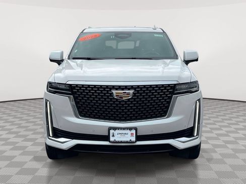 Used 2023 Cadillac Escalade ESV Premium Luxury AWD/4WD image 2