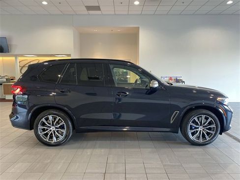 Used 2023 BMW X5 M50i w/ Executive Package image 6