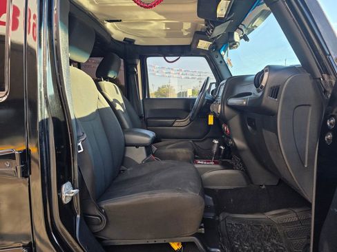 Used 2016 Jeep Wrangler Unlimited Sport w/ Quick Order Package 24S image 13