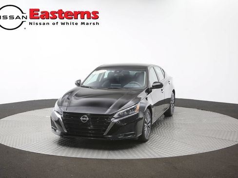 Used 2023 Nissan Altima 2.5 SV FWD image 53