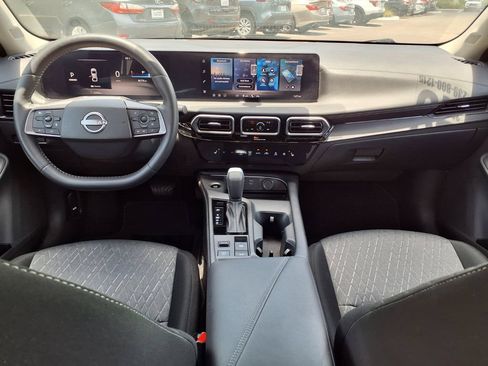 Used 2026 Nissan Sentra SV w/ SV Convenience Package FWD image 18