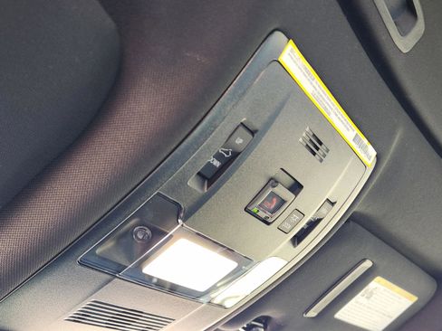 Used 2024 Lexus IS 500 image 25