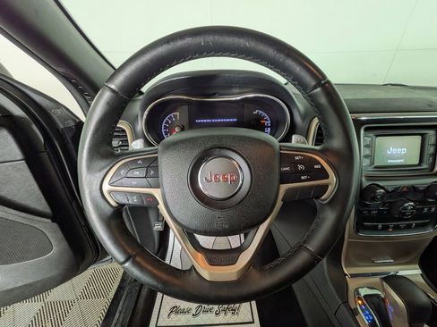 Used 2016 Jeep Grand Cherokee Laredo w/ Quick Order Package 23E image 19