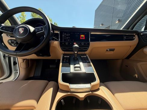 Certified 2026 Porsche Macan Turbo AWD/4WD image 16