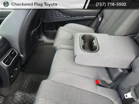 Used 2023 Hyundai Santa Fe SE AWD/4WD image 38