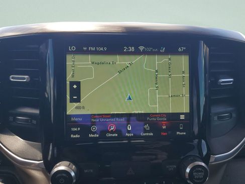 Used 2019 RAM 1500 Laramie RWD image 18