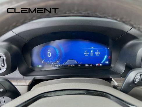 Certified 2021 Ford Explorer Platinum w/ Equipment Group 601A image 18