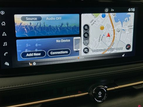 Used 2023 Nissan Ariya FWD image 21