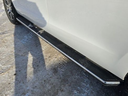 Used 2023 Ford Expedition Max XLT image 14