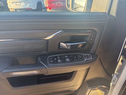 Used 2024 RAM 2500 Limited image 19