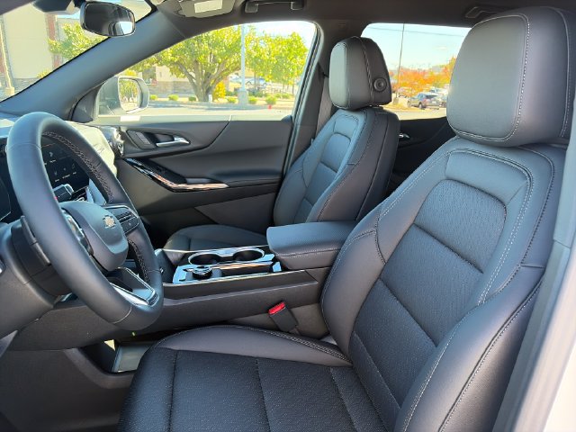 New 2027 Chevrolet Equinox LT AWD/4WD image 16