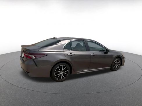 Used 2024 Toyota Camry SE FWD image 15
