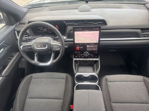 Used 2025 GMC Terrain Elevation AWD/4WD image 35