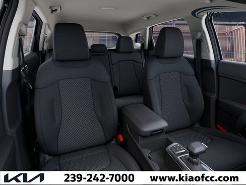 New 2026 Kia Sportage LX image 15