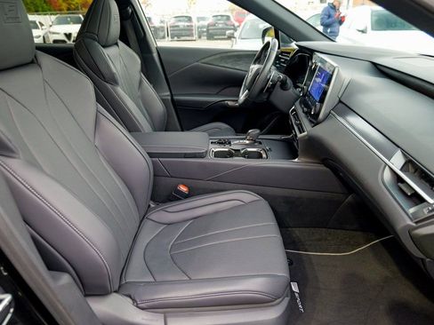 Used 2023 Lexus RX 350 F Sport image 37