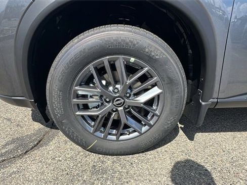 New 2026 Nissan Rogue S image 10