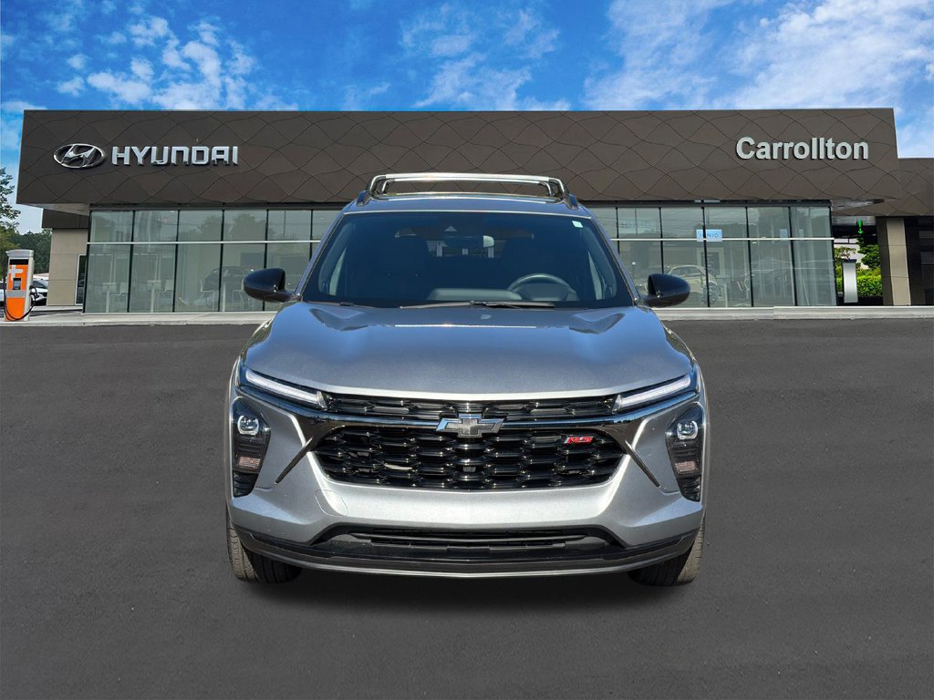Used 2026 Chevrolet Trax RS w/ Driver Confidence Package FWD image 2