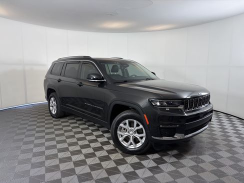 Used 2023 Jeep Grand Cherokee L Limited w/ Luxury Tech Group II AWD/4WD image 1