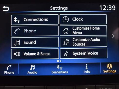 Used 2025 Nissan Sentra SV image 30