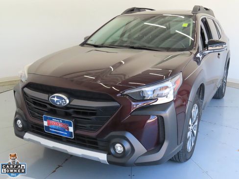Used 2025 Subaru Outback Limited AWD/4WD image 7