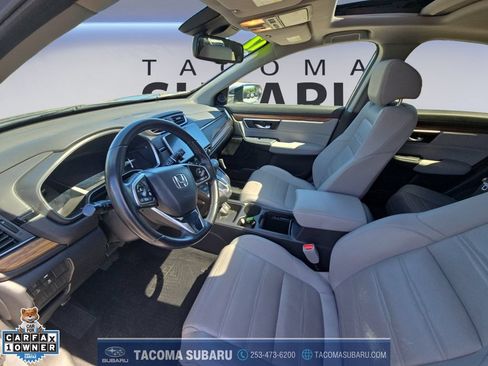 Used 2017 Honda CR-V Touring image 10
