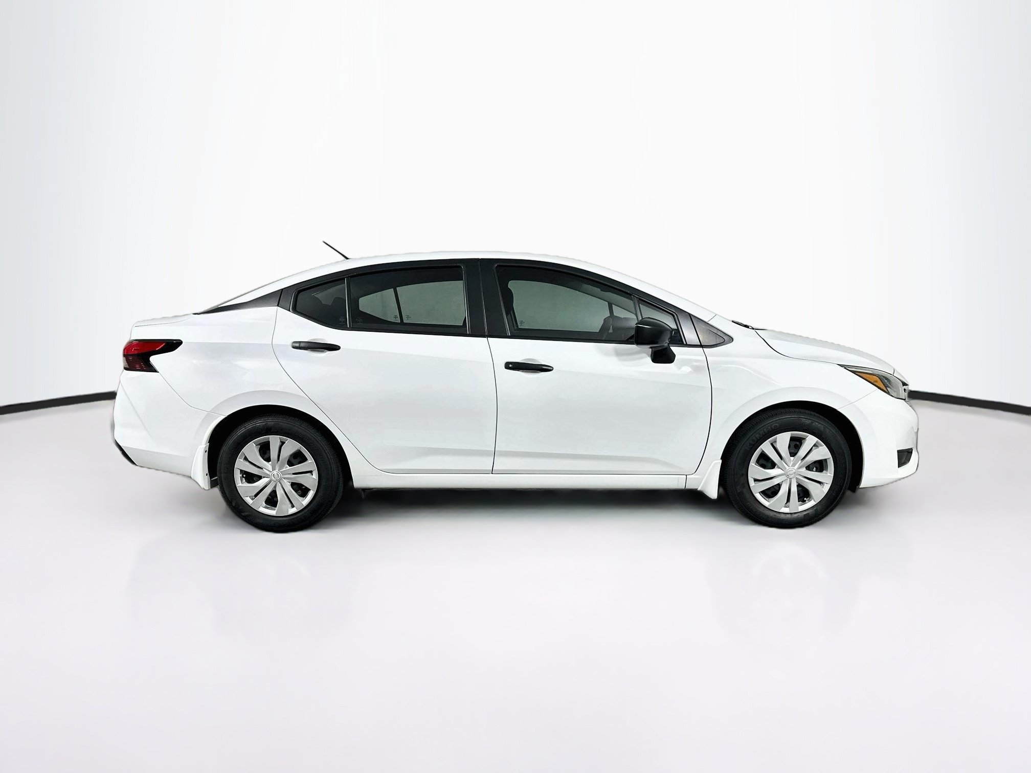 Used 2025 Nissan Versa S w/ Trunk Package FWD image 10