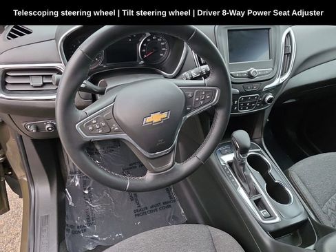 Used 2023 Chevrolet Equinox LT image 10