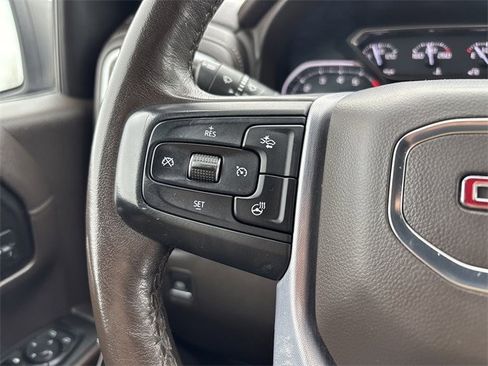 Used 2020 GMC Sierra 1500 SLT image 33