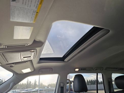 Used 2019 INFINITI QX80 Luxe w/ All-Season Package image 25