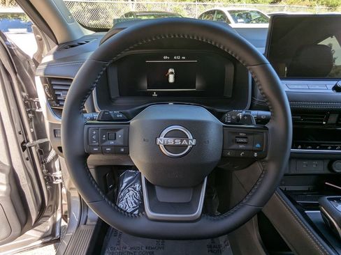 New 2026 Nissan Rogue Platinum AWD/4WD image 16