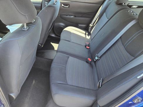 Used 2022 Nissan Leaf S FWD image 11