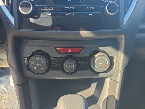 Used 2023 Subaru Impreza Premium image 22