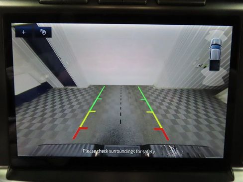 Used 2023 Ford F150 Lariat w/ Equipment Group 502A High image 15