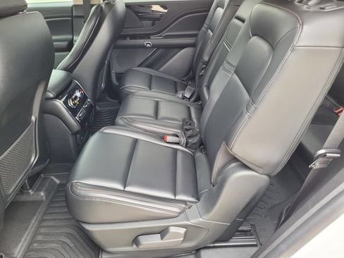 Used 2022 Lincoln Aviator AWD w/ Class IV Trailer Tow Package image 26