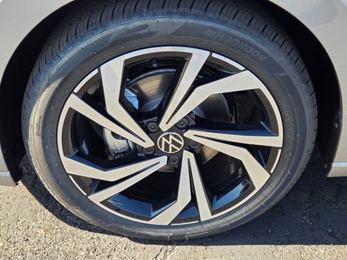 New 2026 Volkswagen Jetta SEL FWD image 5
