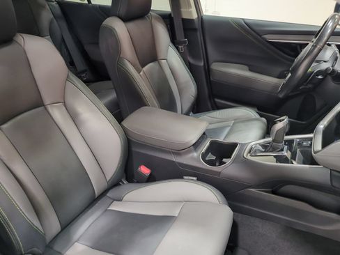 Certified 2024 Subaru Outback Onyx Edition AWD/4WD image 11