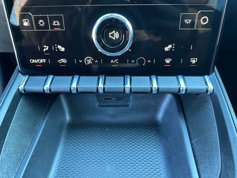 Used 2026 GMC Terrain Elevation image 31