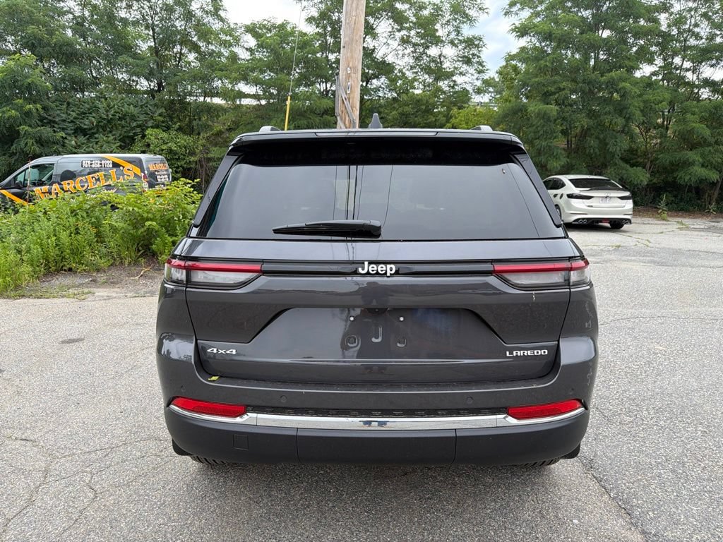 New 2026 Jeep Grand Cherokee Laredo X AWD/4WD image 4