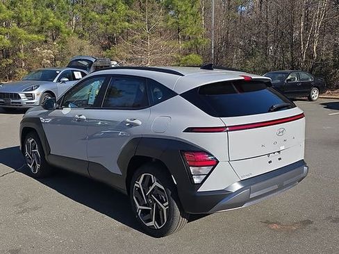 New 2026 Hyundai Kona SEL Premium image 18