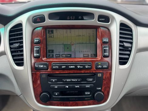 Used 2007 Toyota Highlander Limited AWD/4WD image 32