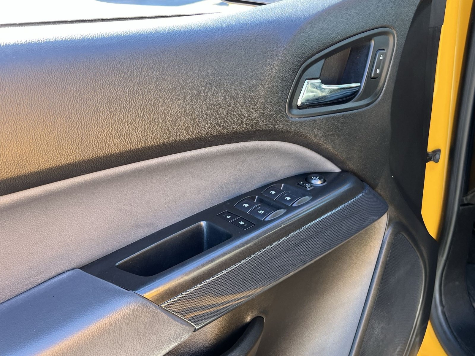Used 2018 Chevrolet Colorado Z71 AWD/4WD image 15