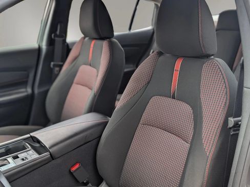 Used 2026 Nissan Sentra SR w/ Floor Mat Package FWD image 12