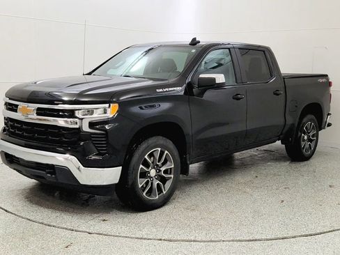 Used 2022 Chevrolet Silverado 1500 LT image 3