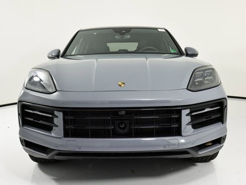 New 2026 Porsche Cayenne S image 10