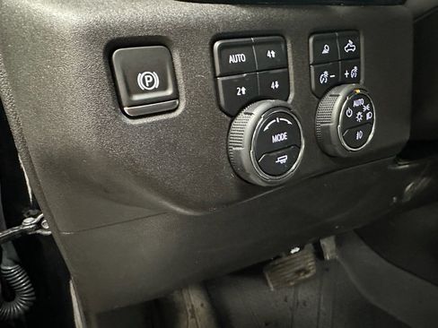 Certified 2024 Chevrolet Silverado 1500 High Country image 28