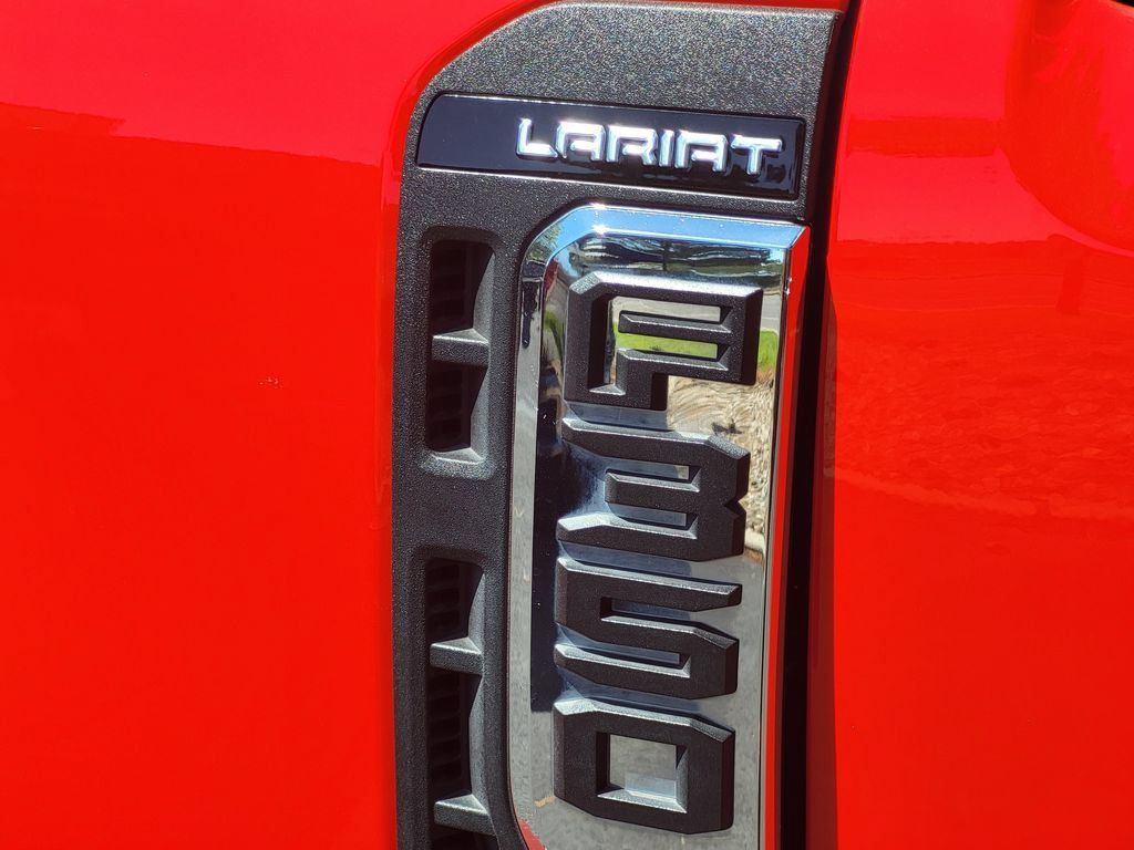 Used 2025 Ford F350 Lariat w/ Chrome Package AWD/4WD image 13