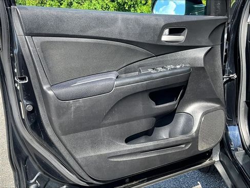 Used 2015 Honda CR-V LX image 9