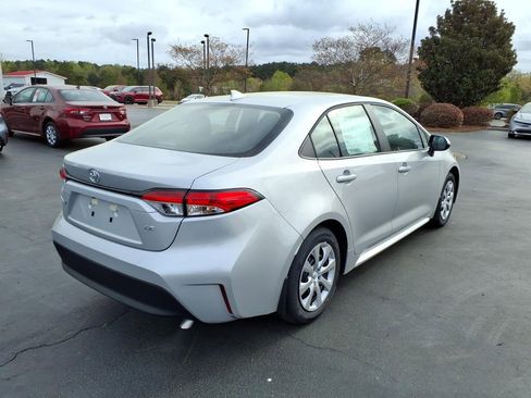 New 2026 Toyota Corolla LE image 3