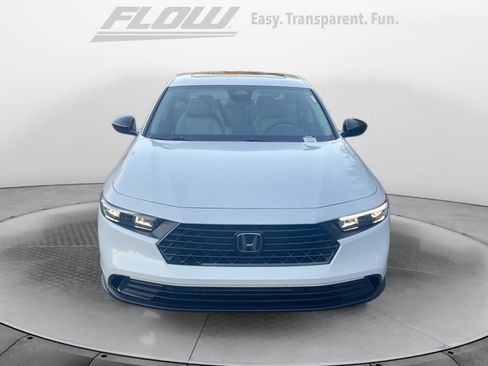 New 2025 Honda Accord SE image 2