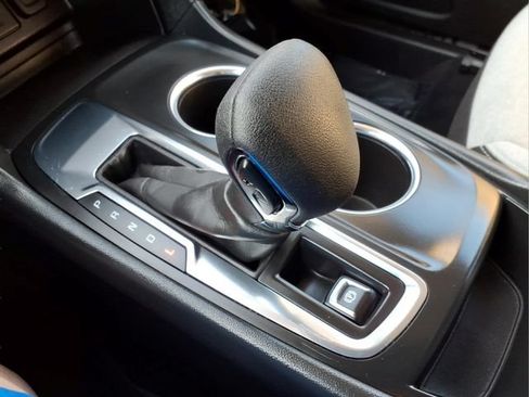 Used 2024 Chevrolet Equinox LS w/ LS Convenience Package FWD image 21